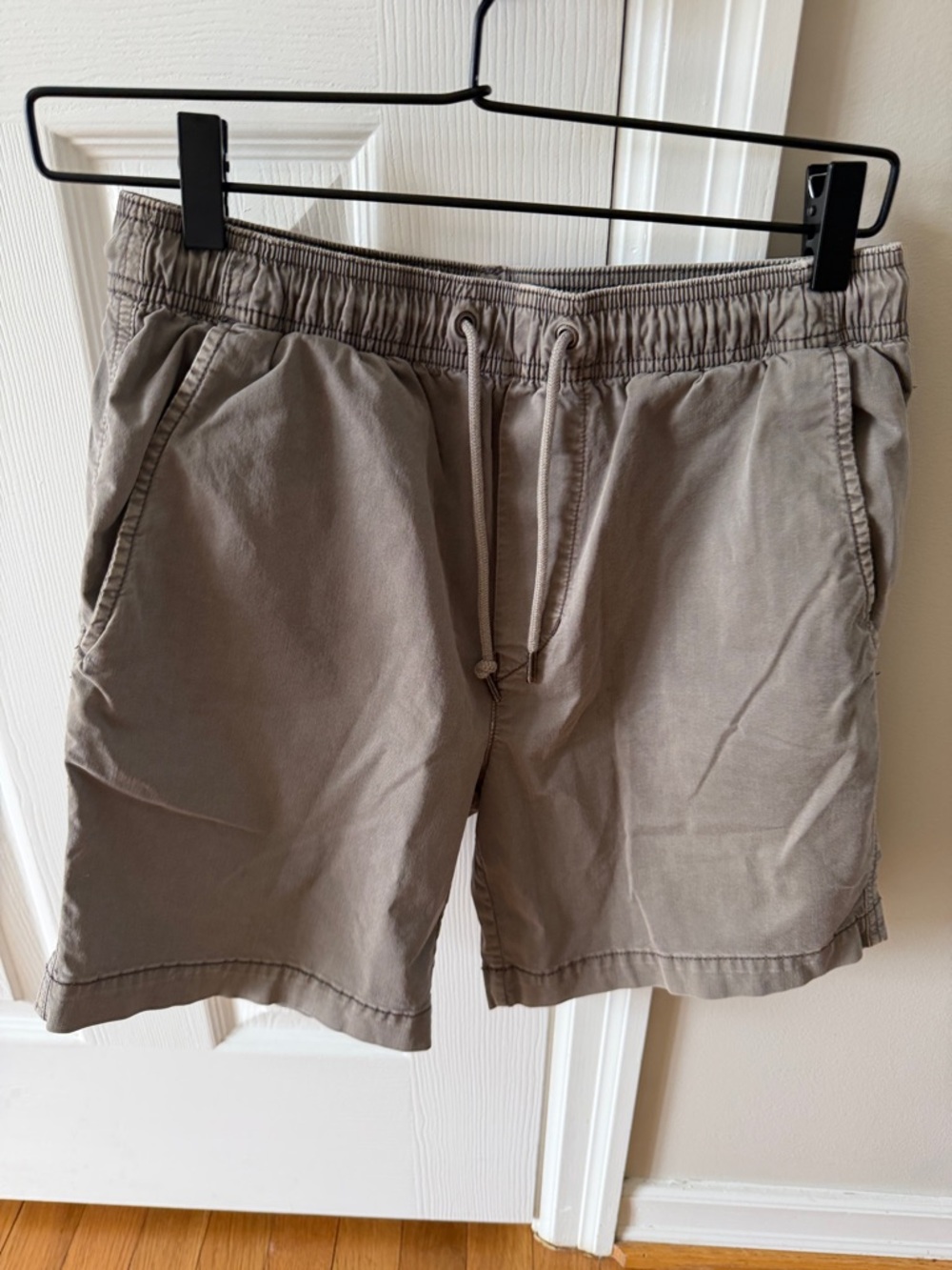 American Eagle Outfitters Men's Flex Drawstring Shorts - Taupe